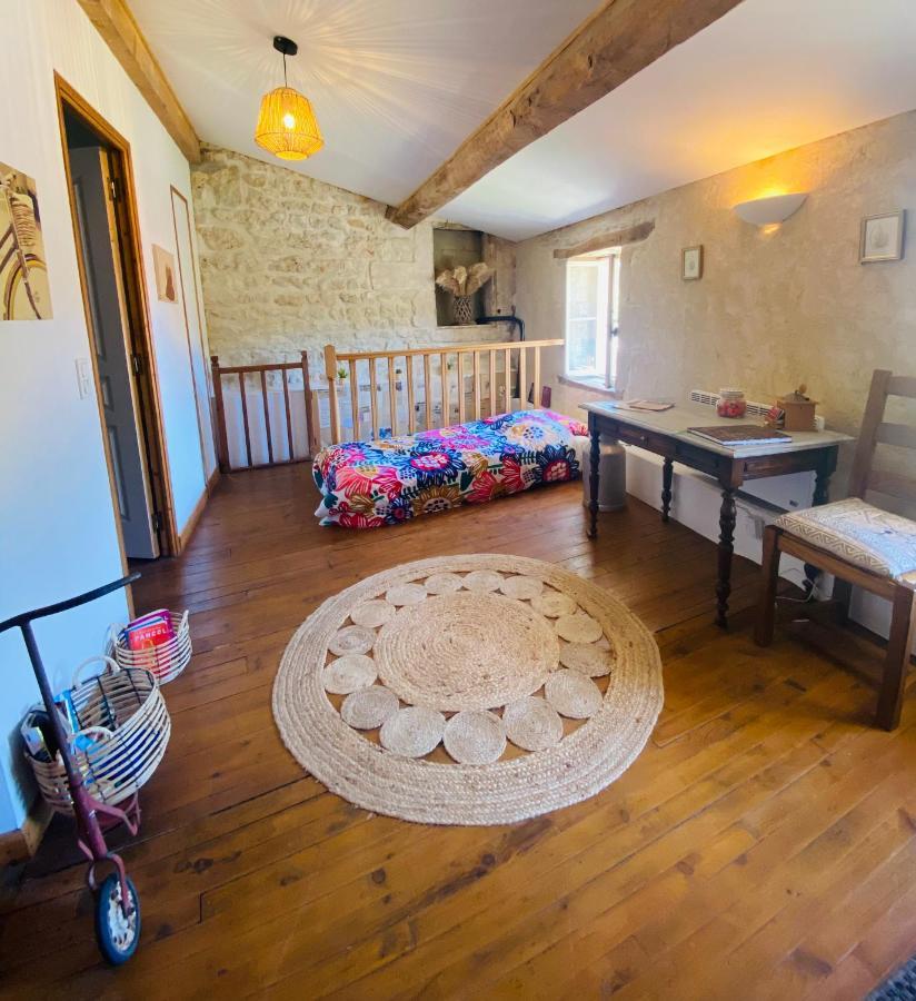 La Barauderie , Chambre Individuelle Mazeray Exterior photo
